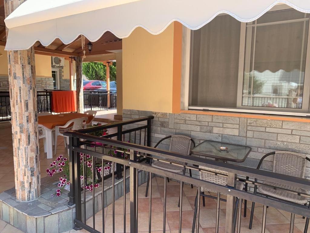 Markos 2 Potos Exterior photo
